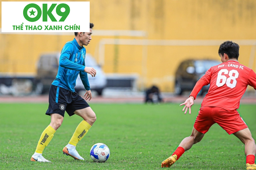 Hai Long ra sân ở trận giao hữu của Hà Nội FC vào chiều 30/3 (Ảnh: CLB) Hai Long ra sân ở trận giao hữu của Hà Nội FC vào chiều 30/3 (Ảnh: CLB)
